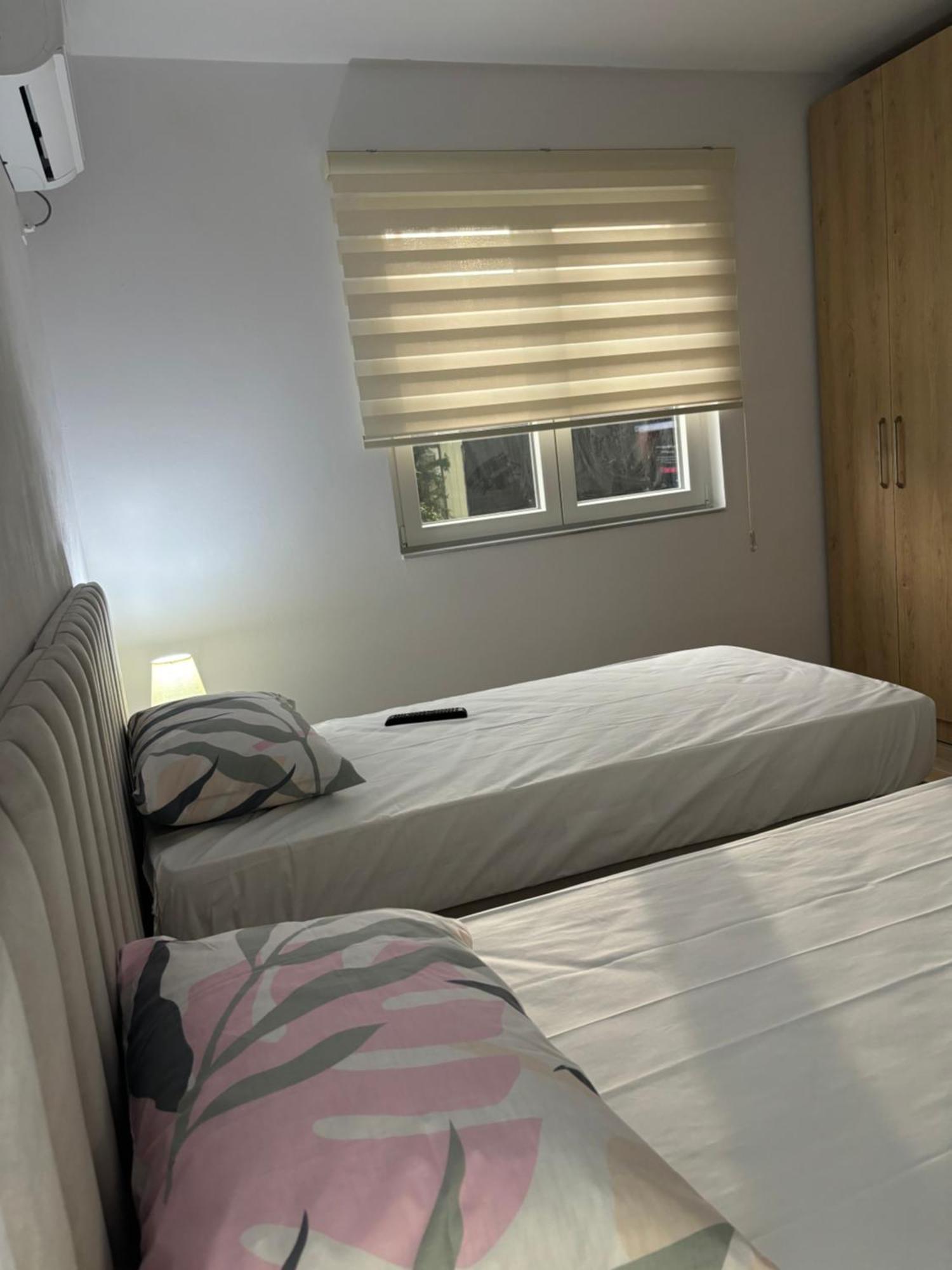 Kevi 'S Place تيرانا المظهر الخارجي الصورة